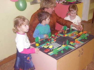Безопасность пешехода на дорогах (в частности, детей) становится все более важной задачей